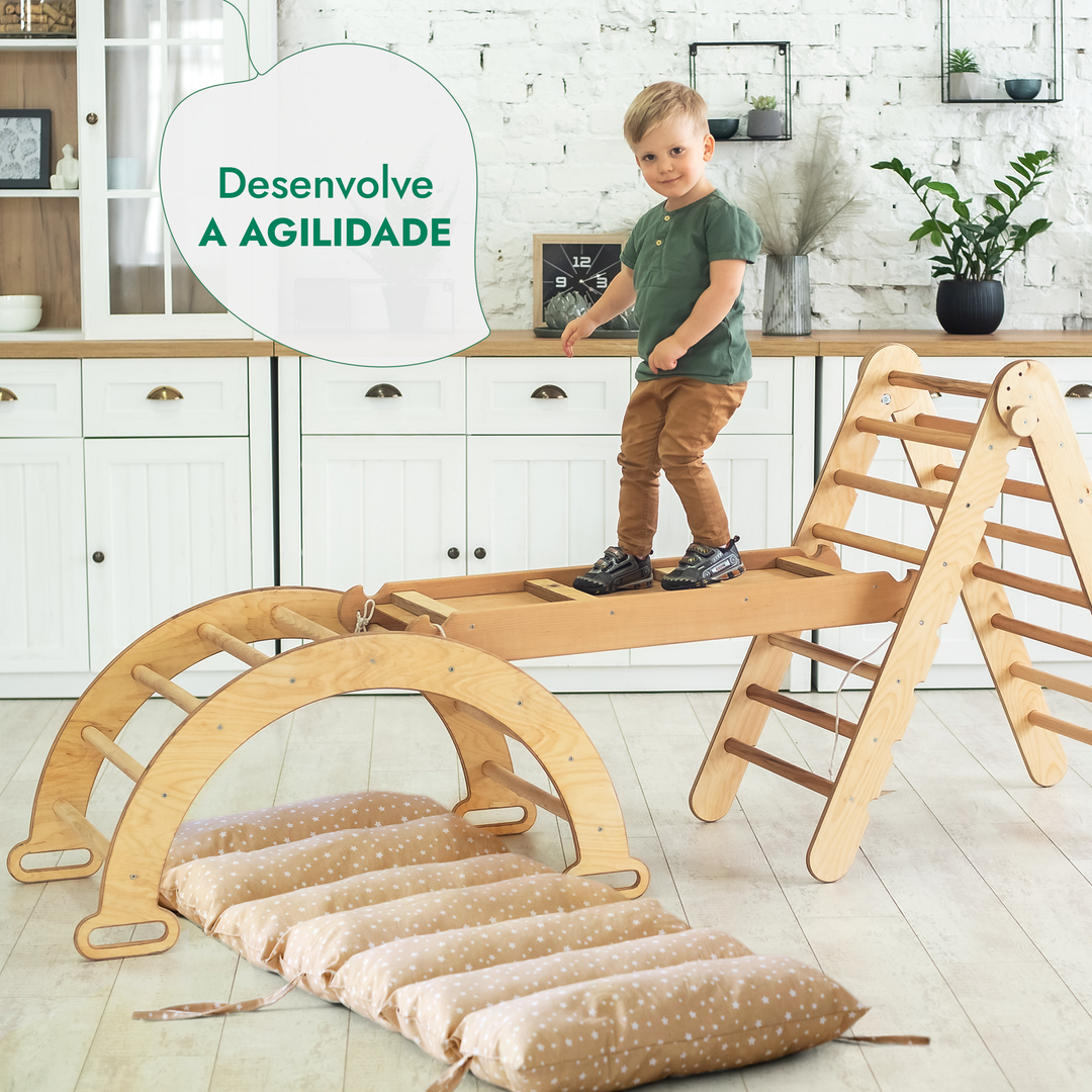 Conjunto de escalada Montessori 4 em 1: Escada Triangular + Arco de Escalada + Escorrega + Almofada Bege