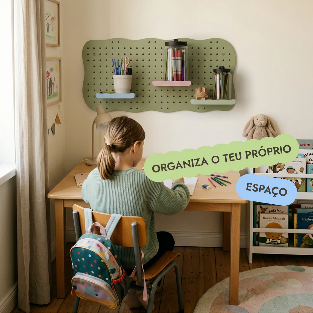 Pegboard de madeira para quarto de criança — GoodevasBoard